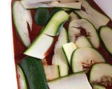 Cukkinibe göngyölt szicíliai húsgolyók recept fázis 4 fotója