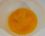 Foto del paso 1 de la receta: Mini budín de naranja con nueces y coco
