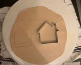 A picture of step 1 of Puri in Heart and hut shape.