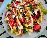 Foto del paso 4 de la receta: Ensalada de fresa y queso de cabra