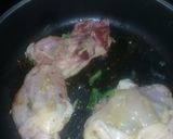 Foto del paso 3 de la receta: Pollo relleno con pimiento y aderezo😄(con lo de la heladera rápido)