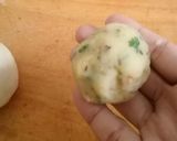 A picture of step 18 of Amritsari stuffed kulcha.