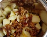 A picture of step 2 of Apple Dryfruit Smoothie.