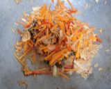 Foto langkah ke 4 dari resep Tumis Labu Siam, Wortel, dan Rebon.