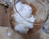 A picture of step 3 of Chocolate whipping cream.