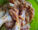 Foto langkah ke 2 dari resep *Ayam Goreng Sereh*.