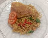 Foto langkah ke 4 dari resep Mie Kuning Goreng.