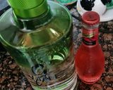 Foto del paso 2 de la receta: Gin tonic con tónica de hibisco