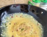 Foto langkah ke 4 dari resep Rolled Omelet.