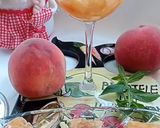 Pas rețetă Cocktail din șampanie cu piersici și înghețată 1 fotografie