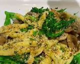 A picture of step 10 of Crunchy pappardelle.