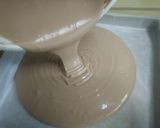 Foto langkah ke 4 dari resep Bolu Gulung Coklat Ekonomis.