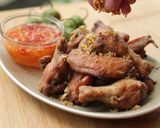 Foto langkah ke 9 dari resep Garlic Pepper Wings Devina Hermawan.