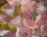 Pan-fried pork in wine recipe step 1 photo