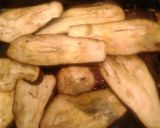 Foto del paso 1 de la receta: Rollitos de berenjena rellenos de carne y queso!