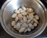 A picture of step 1 of Almond soup.