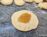 Foto del paso 8 de la receta: Bollos de calabaza rellenos de cabello de Ángel para Halloween