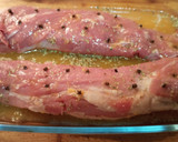 Foto del paso 1 de la receta: Solomillo de cerdo con zumo de mandarina al horno