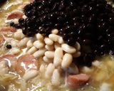 A picture of step 1 of Double Bean and Beef Soup.