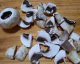 Foto del paso 2 de la receta: Bocaditos de lentejas, hongos y cebolla al horno