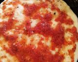 Foto del paso 5 de la receta: Pizza de tomate y cebolla