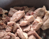Foto del paso 3 de la receta: Costilla de puerco en salsa morita ideal para tamales