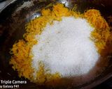 कच्चे पपीते का टेस्टी हलवा(Kacche papite ka tasty halwa recipe in Hindi) रेसिपी चरण 5 फोटो