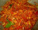 Foto langkah ke 3 dari resep Sambal Cumi Asin Pedas.