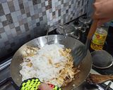 Foto langkah ke 5 dari resep Kwetiaw Goreng.