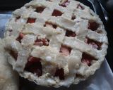 A picture of step 14 of Strawberry Pie.