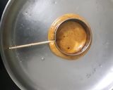 डालगोना कँडी (Dalgona candy recipe in marathi) रेसिपी स्टेप 2 फोटो 