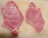 Foto del passaggio 1 della ricetta Scaloppine al vino bianco