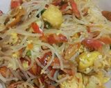 Foto langkah ke 4 dari resep Soun Goreng Campur Kulit Melinjo.