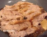A picture of step 7 of Savory Pork Rolls with Two Kinds of Mushrooms.