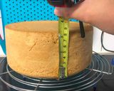 Une image de l'étape 2 de Dripcake à la fraise.