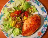 Foto del paso 5 de la receta: Pollo con ensalada agridulce de choclo, palta, tomate cherry