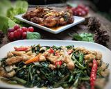 Foto langkah ke 5 dari resep Kangkung Tempe Tumis Saus tiram.