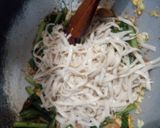 Foto langkah ke 4 dari resep #11 KWETIAU GORENG.