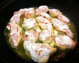 Foto del paso 4 de la receta Trozos de pollo de corral con castañas en salsa al vino blanco