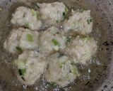 Foto langkah ke 5 dari resep Cucur Bawang.