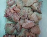 Foto langkah ke 1 dari resep Ayam woku kemangi.