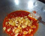 Foto langkah ke 3 dari resep Sambal Goreng Kentang Ati.