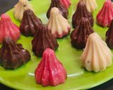 મોદક(modak Recipe in Gujarati) રેસીપી સ્ટેપ4ફોટો