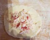 Töltött lángos gazdagon recept fázis 5 fotója