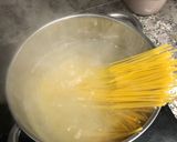 Foto del paso 5 de la receta: Tagliatellis con gambas y espinacas