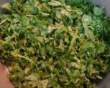 A picture of step 3 of Siru Keerai/ Greens Poriyal.