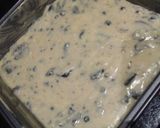 A picture of step 7 of White Chocolate & Oreo Fudge!.