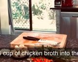 รูปขั้นตอนการทำที่ 9 ของ ข้าวมันไก่ สูตรคุณนายแม่ให้มา #สูตรเงินล้าน