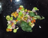 Foto langkah ke 3 dari resep Tumis Ikan Asin Rebus.