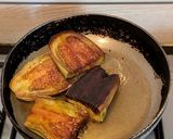 A picture of step 4 of Brinjal Fry.